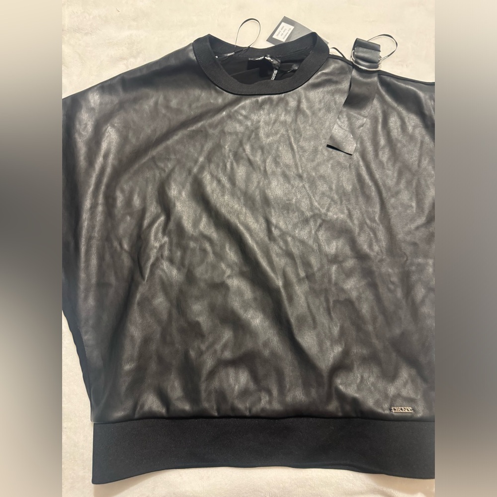 Dkny black faux leather buckle shoulder batwing top XS